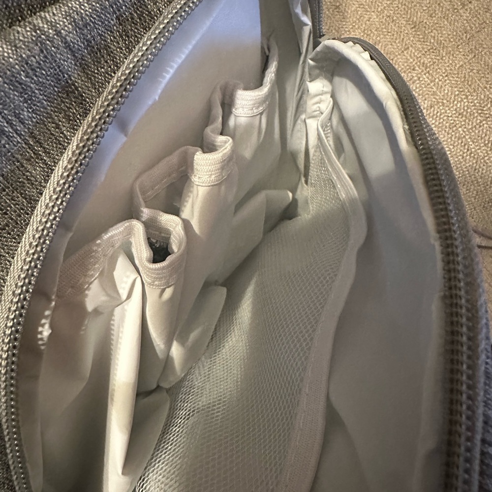 Diaper bag - Picture 4 of 4